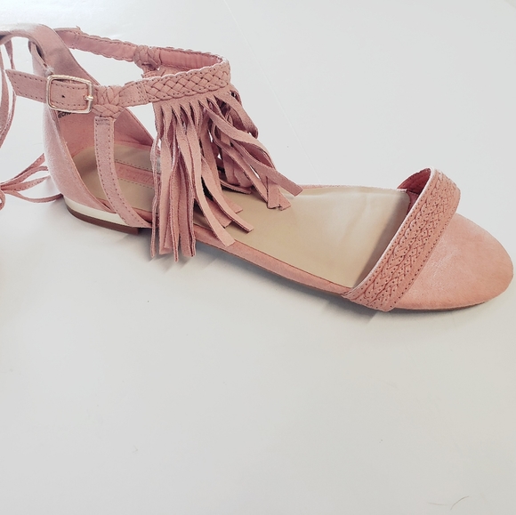 NEW! F21 Fringed Sandal - Picture 4 of 6